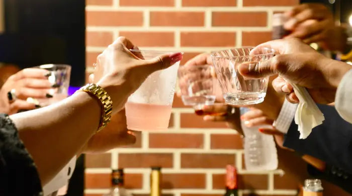 Wat gebeurt er als je CBD en alcohol mengt?